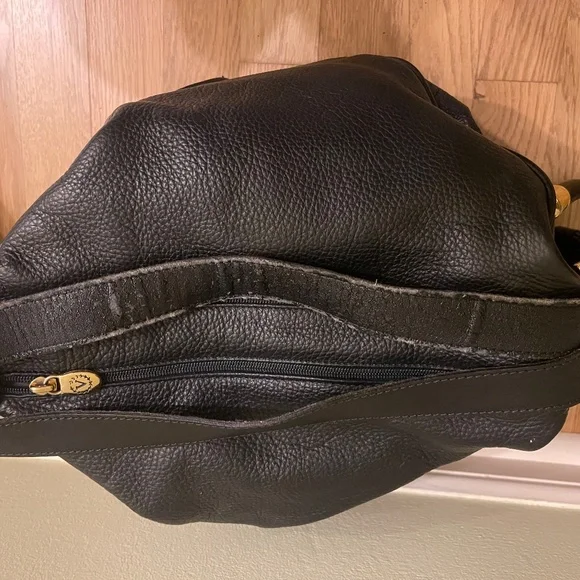 Backpack - Picture 11 of 12